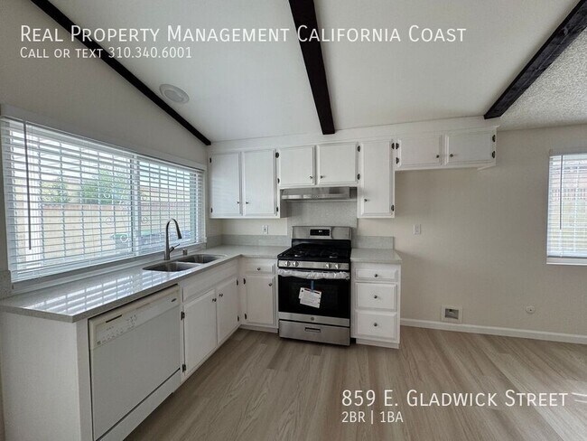 Foto del edificio - 859 E Gladwick St