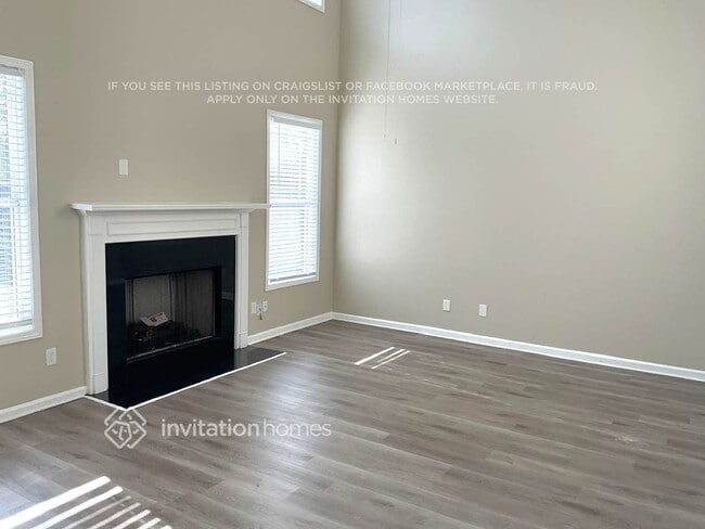 Building Photo - 110 Parkway Dr