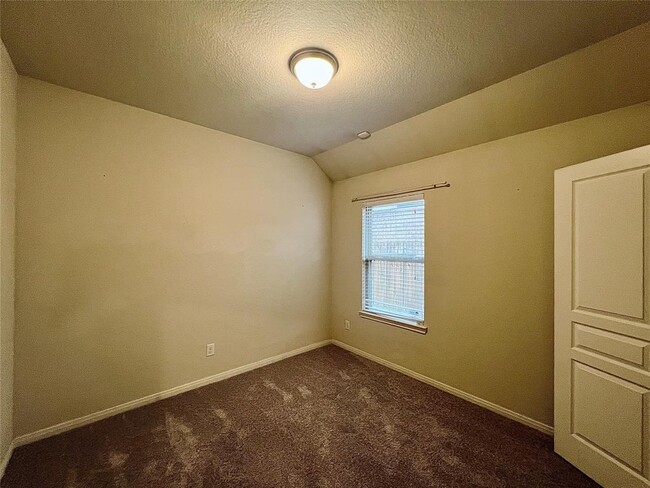 Building Photo - 25930 Haggard Nest Dr