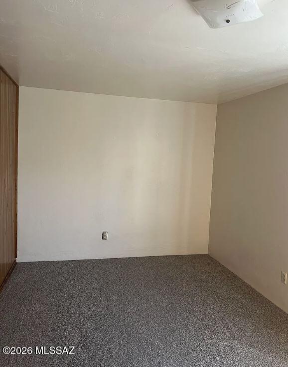 Foto del edificio - 2718 E 18th St