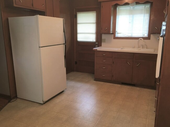 Foto del edificio - LEASING