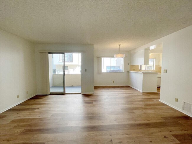 Foto del edificio - 290 S Oakland Ave