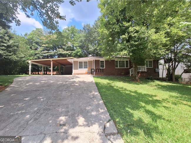 Building Photo - 4384 Westside Dr
