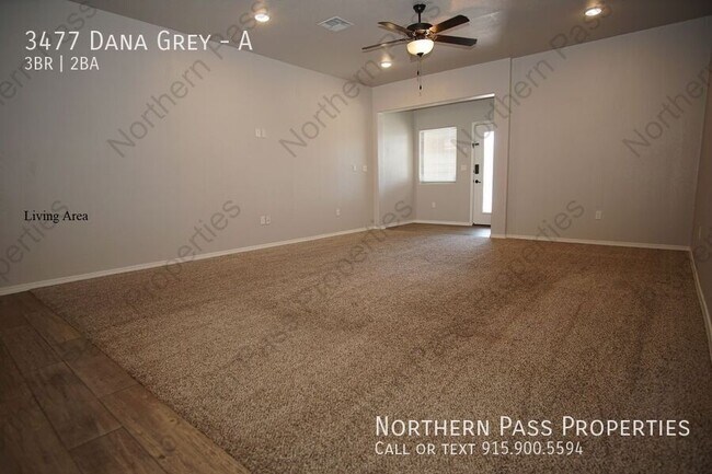 Building Photo - Beautiful 3 bedroom 2 bath duplex w/ 2 Wee...