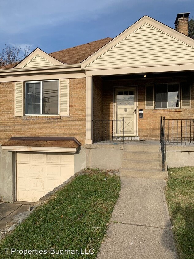 Primary Photo - 2 br, 1 bath House - 5754 Glenway Ave.