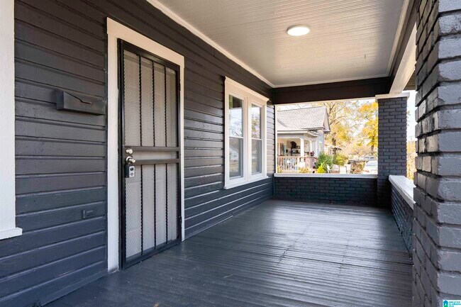 Foto del edificio - 516 14th St SW