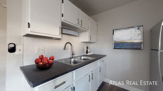 Foto del edificio - 7155-103 N Raleigh Street-7155-103