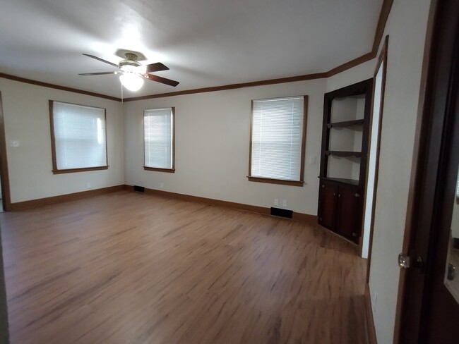 living room, shelves, closet - 2181 Dewey Ave