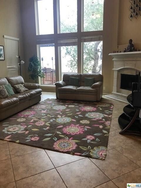 Foto del edificio - 2352 Oak Run Pkwy