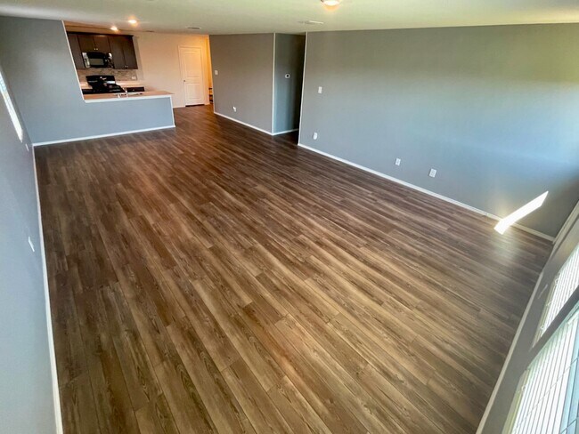 Building Photo - 14332 Cloudview Way