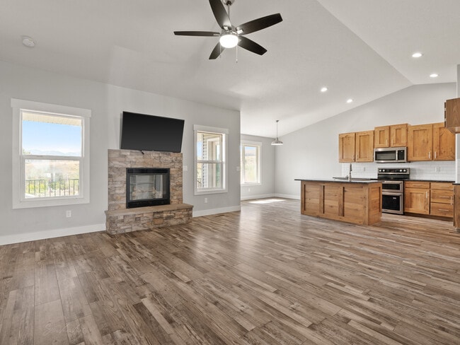 Building Photo - 1459 Foxmore St