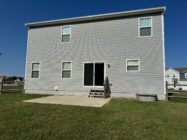 Building Photo - 378 Steamboat Ave
