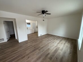 Building Photo - 205-205 N College St
