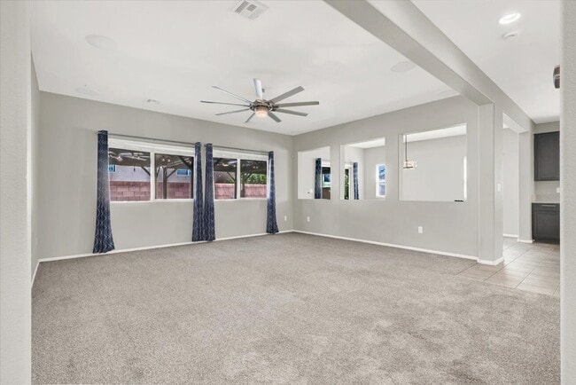 Foto del edificio - 6732 Journey Hills Ct