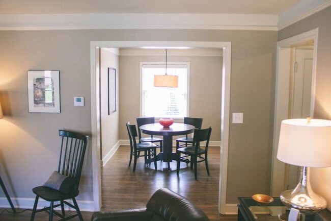 Foto del edificio - 4405 Roanoke Parkway 1-S