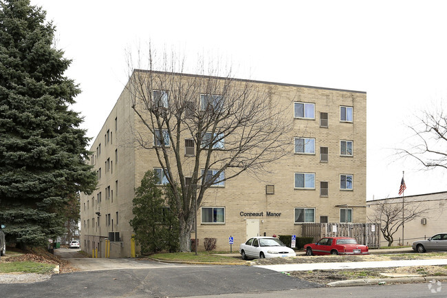 Foto del edificio - Conneaut Manor Apartments