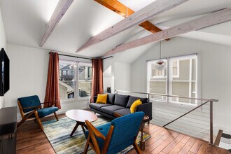 Building Photo - 71 Randolph St NE