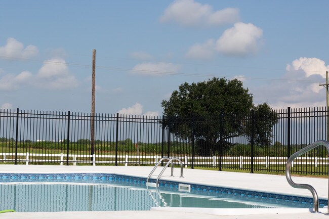 Foto del edificio - 8559 Gulf Hwy