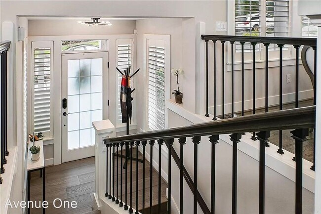 Foto del edificio - 3 br, 2.5 bath House - 957 W McGraw St #2