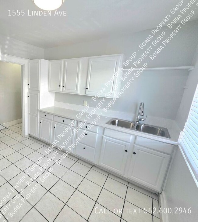 Building Photo - 1555 Linden Ave