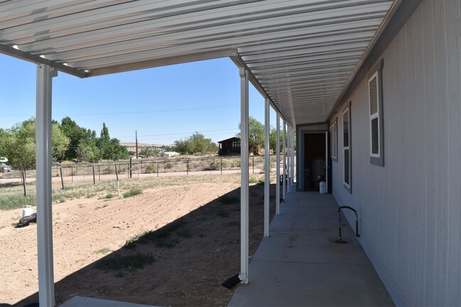 Building Photo - 2139 N Kelsey Ln