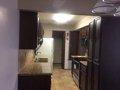 Foto del edificio - 200 Lodge Dr