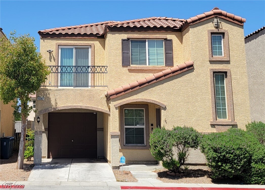 Foto principal - 10387 Tranquil Breeze St