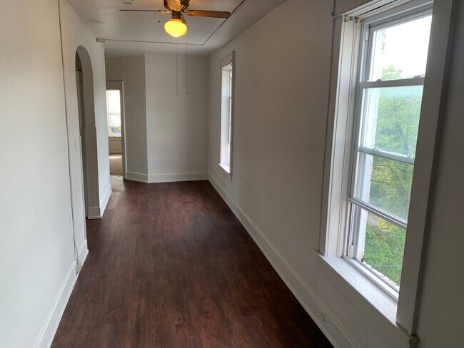 Huge Entry Way with New Floors - 198 Foundry St
