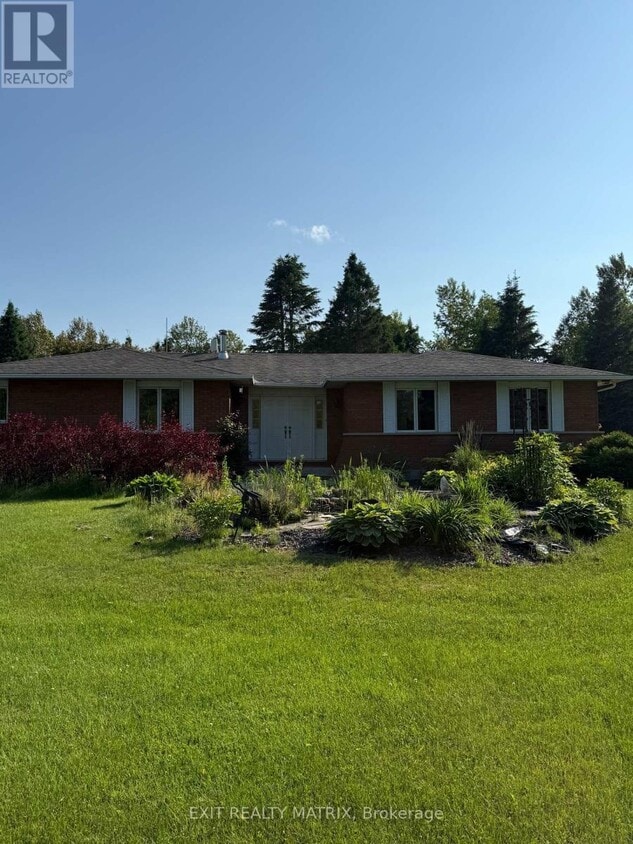 Primary Photo - 128 Limoges Rd