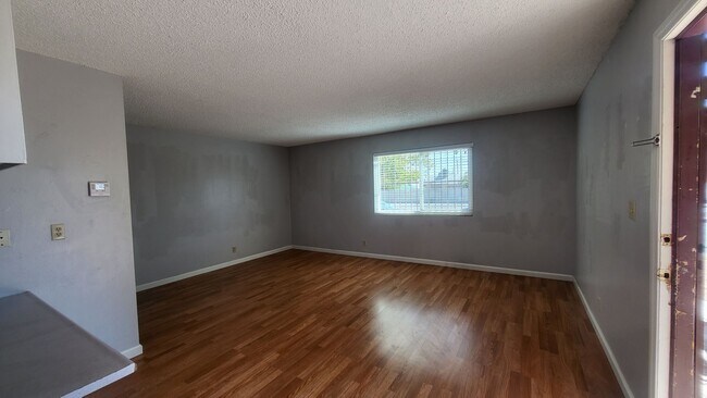 Foto del edificio - 853 N Bruce St