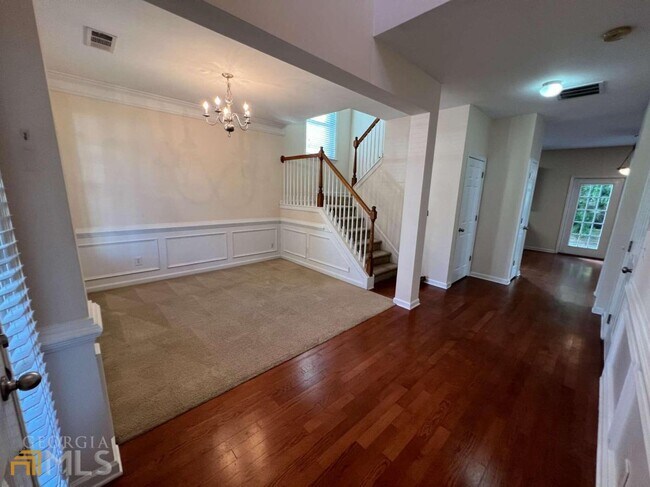 Foto del edificio - 5966 Haddon Pl SE
