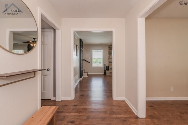 Building Photo - 4306 Briar Cliff Dr