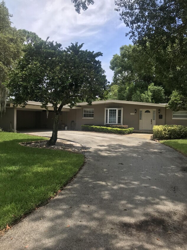 Foto principal - 1220 Sidcup Rd