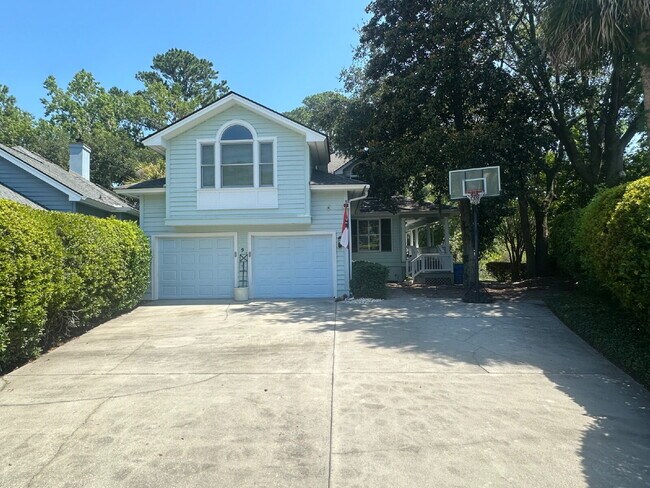 Foto del edificio - Moss Creek Home with a Gorgeous Water View!