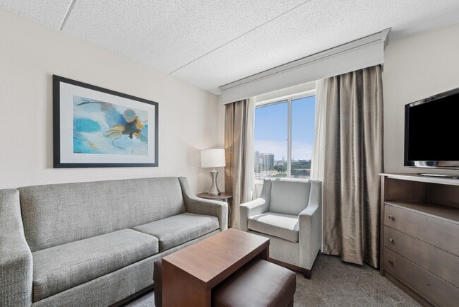 Building Photo - The Ainsley