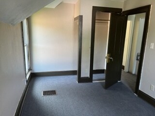 Foto del edificio - 114 W Cedar St