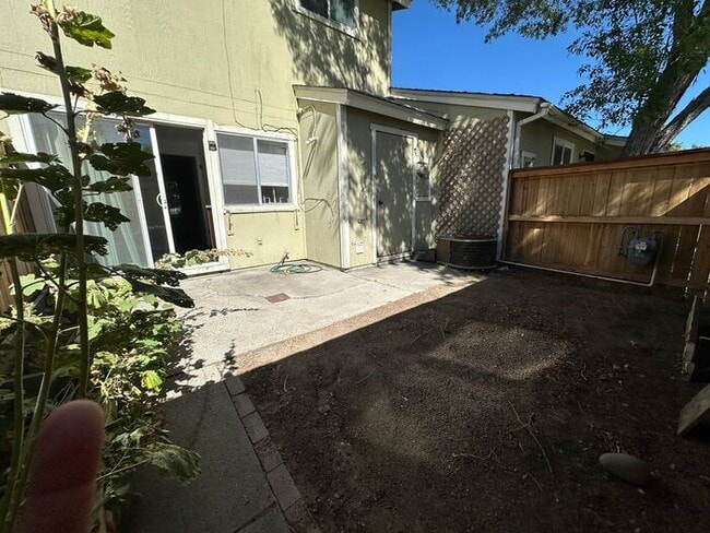 Foto del edificio - 845 Ridgewood Dr