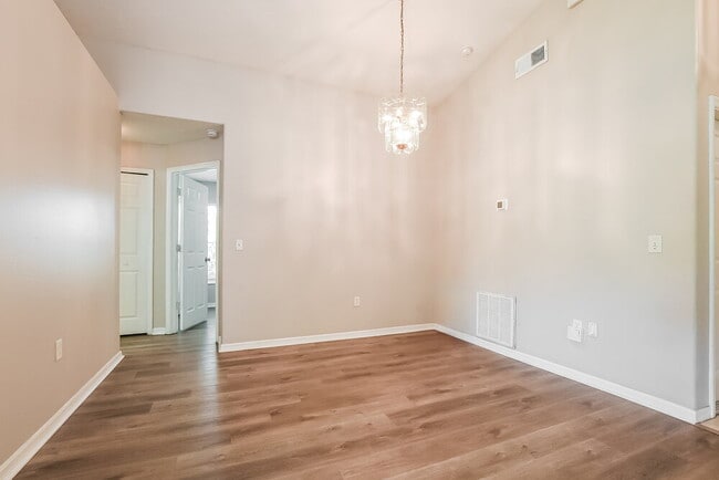 Building Photo - 4539 Cypress St