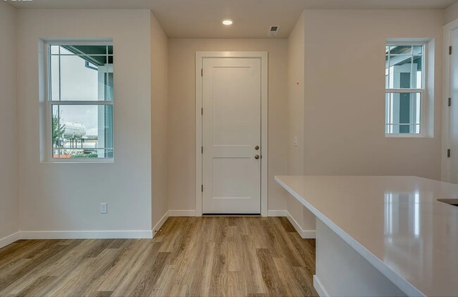 Foto del edificio - 8266 SE Blanton St