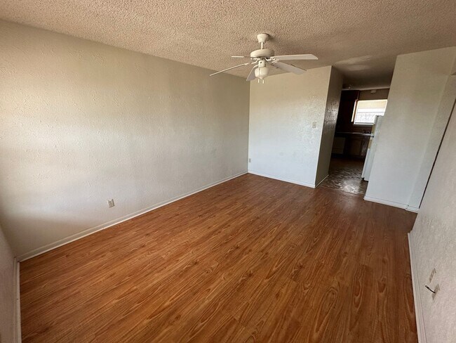 Building Photo - AVAILABLE NOW; APPLY AT OUR WEBSITE