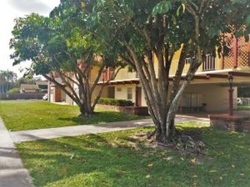 Foto del edificio - 985 Manor Dr