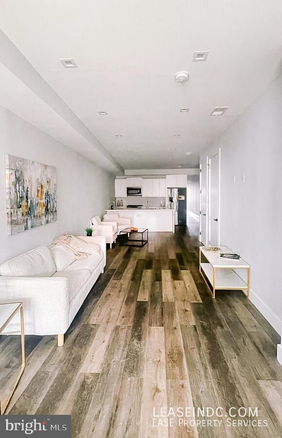 Foto del edificio - 1264 Holbrook Terrace NE