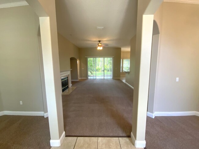 Building Photo - 3990 Royal Pines Dr