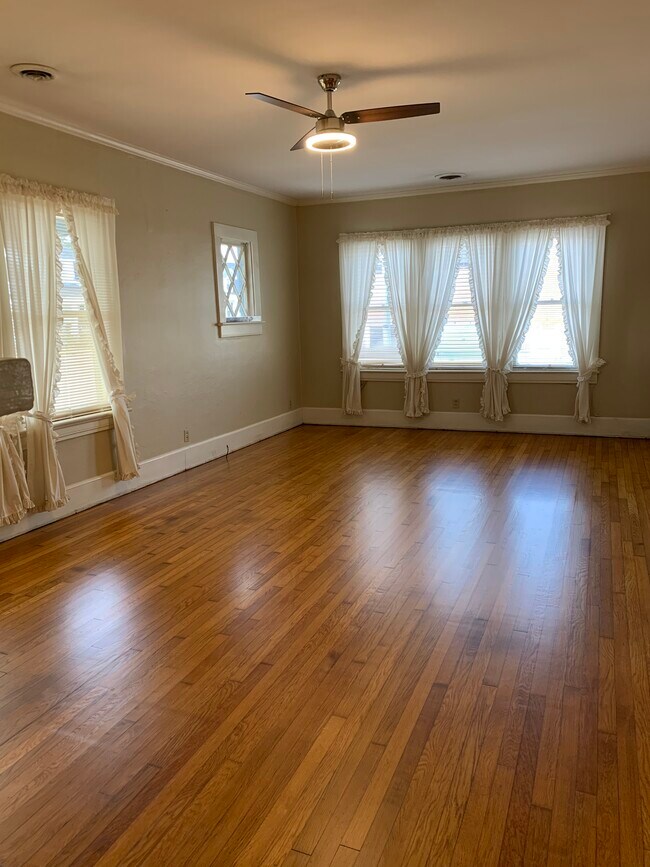 201 E Thompson Ave, Stantonsburg, NC 27883 House Rental in