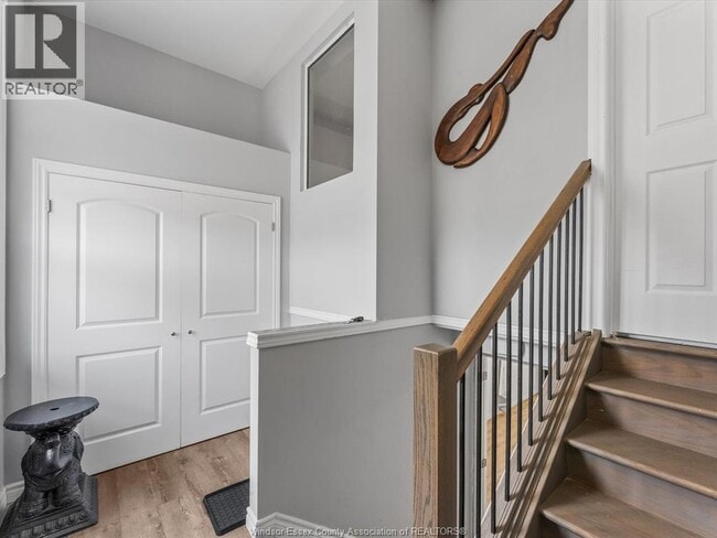 Building Photo - 3137 Viola Cres