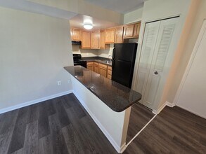 Interior Photo - Summit Crest