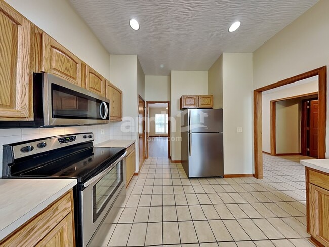 Building Photo - 160 Whittington Pl