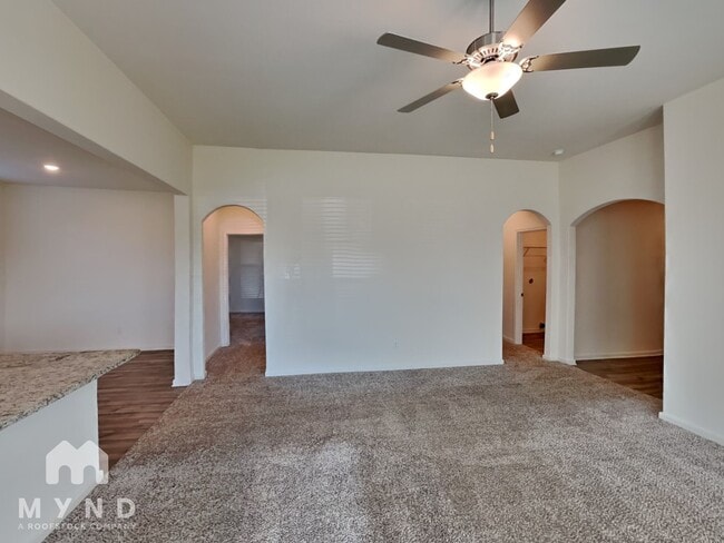 Building Photo - 421 Micah Ln