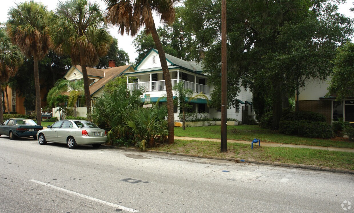 Primary Photo - 155 5th Ave NE
