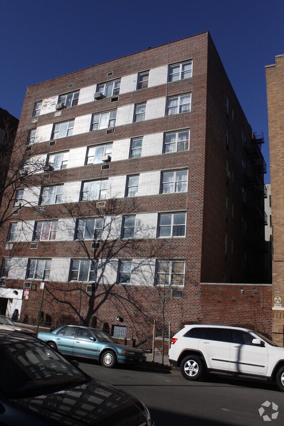 Foto del edificio - 821 Lydig Ave